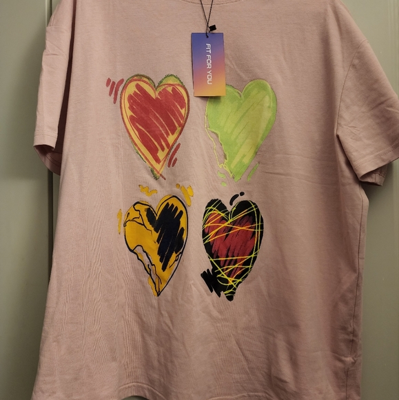 HEART PRINT TSHIRT - Picture 3 of 3